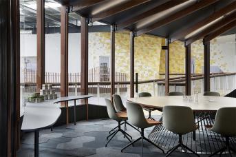 办公空间设计:自然螺旋概念明快艺术的办公空间设计